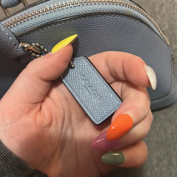 Coach purse - Picture 2 of 6